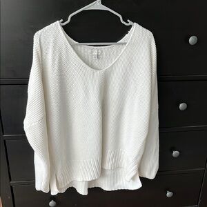 Lucky Brand VNeck White Sweater
